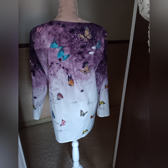 Boho Butterfly Tops Bundle | Long Sleeve Tunic Blouses | Relaxed Fit L–XL - Picture 3 of 16